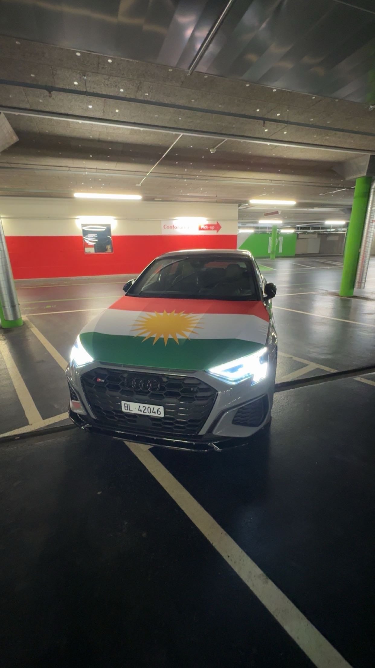 Kurdistan Flagge Motorhaubenabdeckung