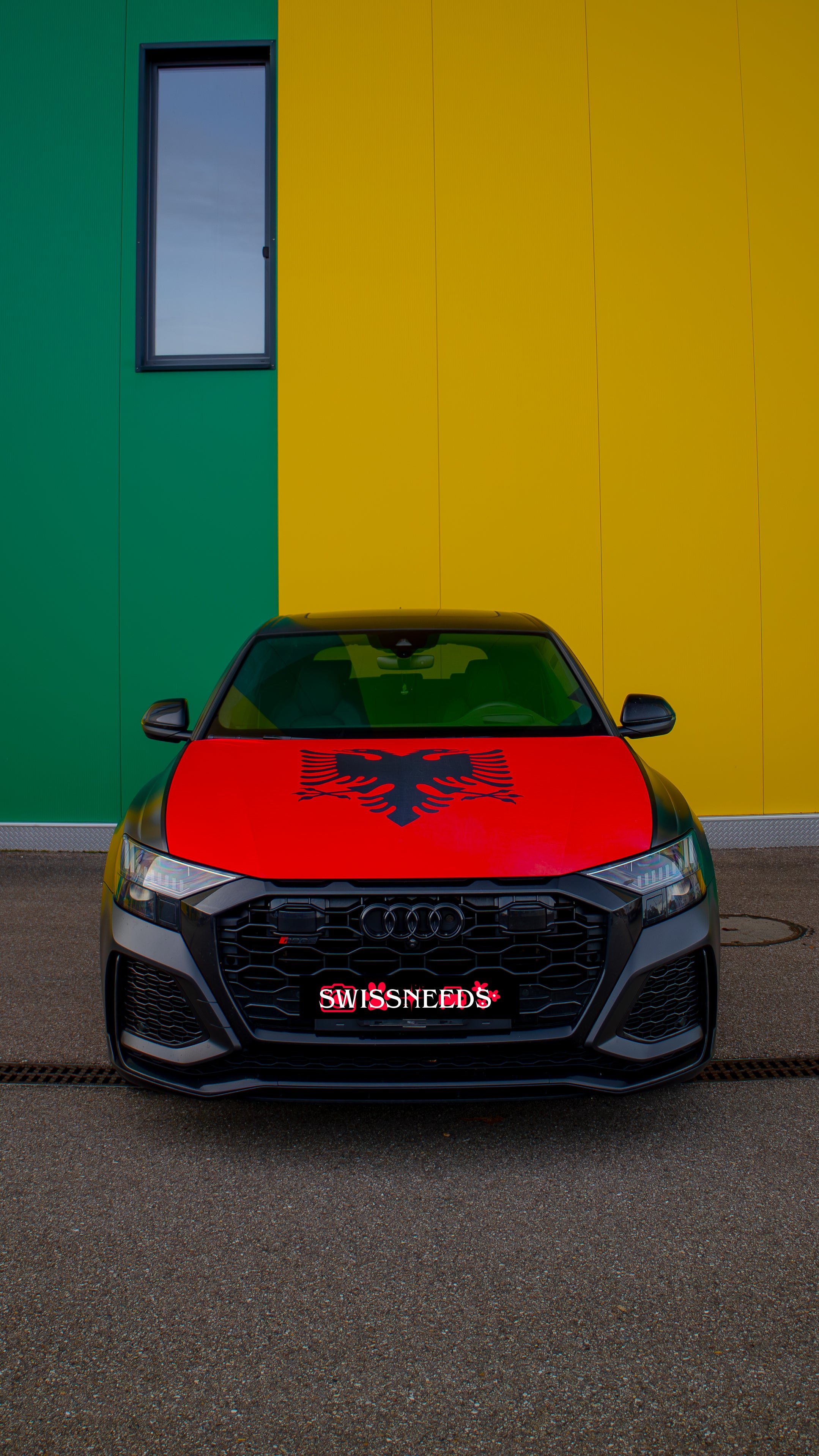 Albanische Flagge Autoabdeckung zur Dekoration von Motorhaube